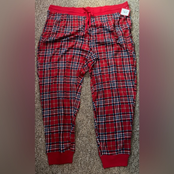 Wondershop Red Plaid Pajama Pants - Picture 1 of 1
